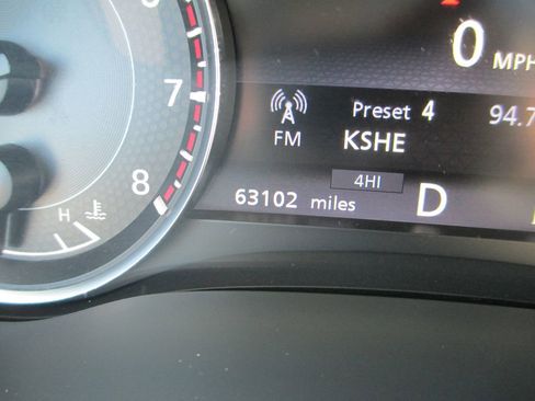 Used 2022 Nissan Armada Platinum w/ Captain's Chairs Package image 35