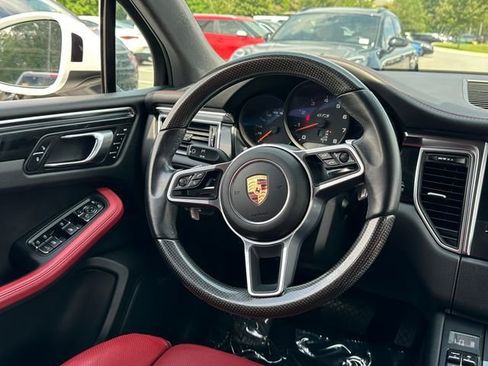 Used 2017 Porsche Macan GTS AWD/4WD image 19