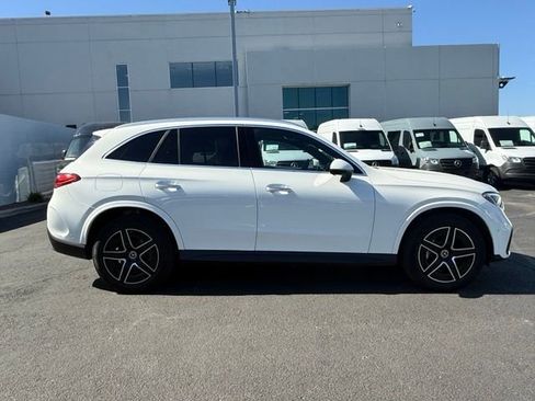 Used 2026 Mercedes-Benz GLC 300 image 8