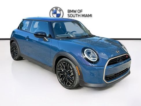 Certified 2025 MINI Cooper S image 1