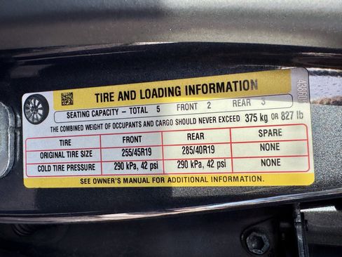 Used 2021 Tesla Model S Plaid image 22