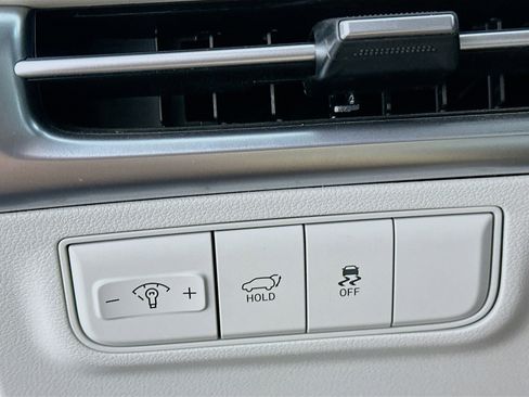 Used 2025 Hyundai Tucson SEL FWD image 17