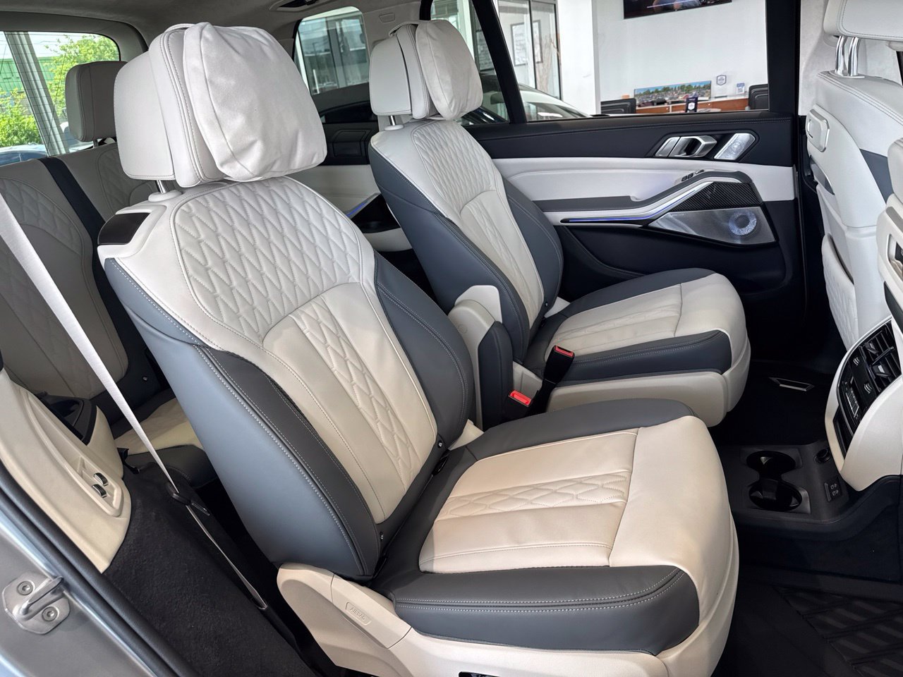 New 2027 BMW X7 M60i AWD/4WD image 52
