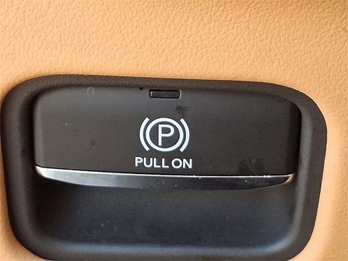 Used 2024 Jeep Grand Cherokee L Summit image 23