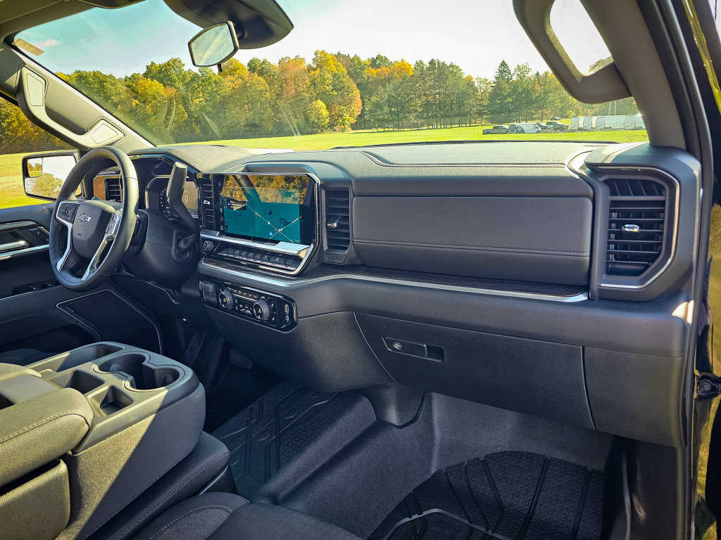 Used 2026 Chevrolet Silverado 1500 RST w/ RST Select Package AWD/4WD image 41