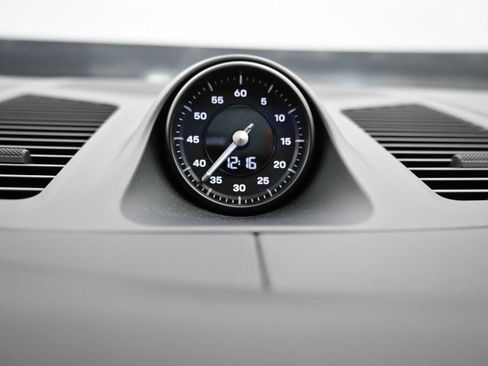 New 2025 Porsche Cayenne E-Hybrid image 22