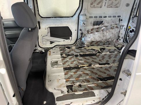 Used 2012 Ford Transit Connect XLT FWD image 18