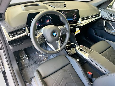 New 2026 BMW X1 xDrive28i w/ Technology Package AWD/4WD image 7