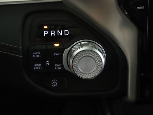 Used 2026 RAM 1500 Tungsten AWD/4WD image 17
