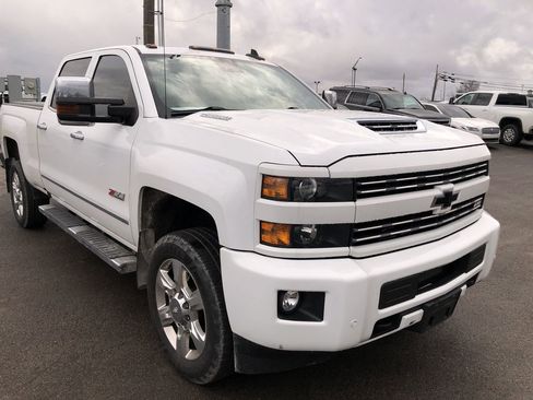 Used 2017 Chevrolet Silverado 2500 LTZ w/ Duramax Plus Package image 7