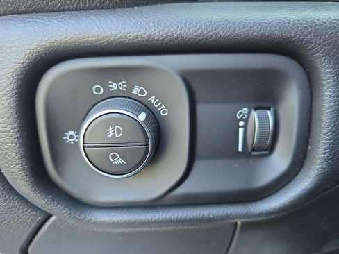 New 2026 RAM 2500 Tradesman AWD/4WD image 25