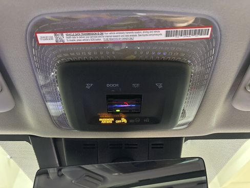 New 2026 Toyota Prius Plug-In Hybrid FWD image 15