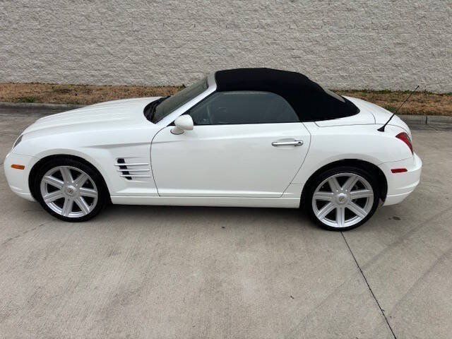 Used 2005 Chrysler Crossfire Limited RWD image 19