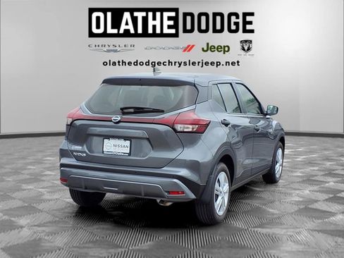 Used 2025 Nissan Kicks Play S FWD image 27