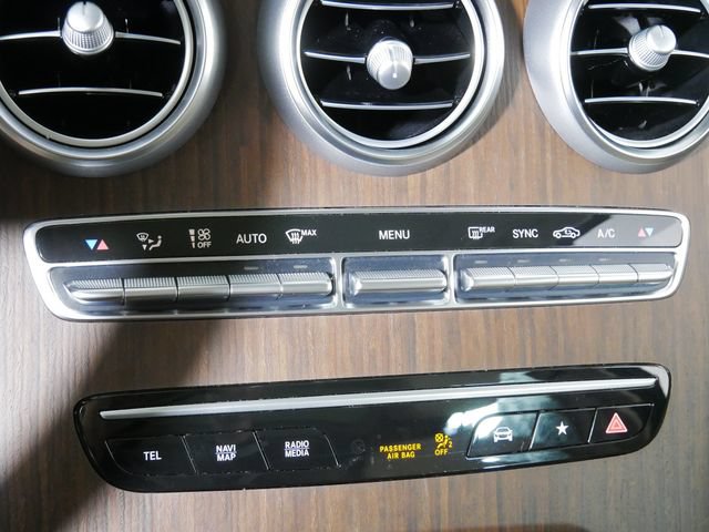 Used 2022 Mercedes-Benz GLC 300 4MATIC image 29