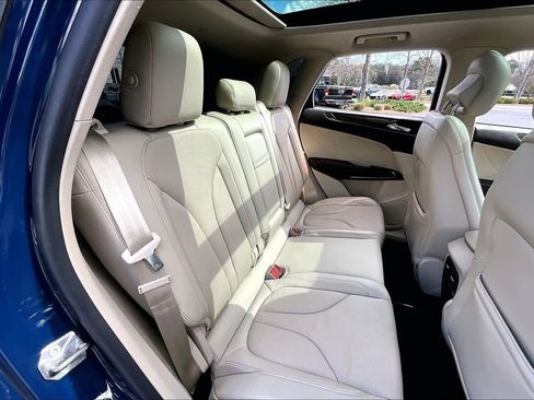 Used 2019 Lincoln MKC Reserve image 21