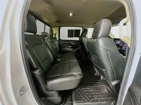 Used 2019 RAM 1500 Laramie image 25