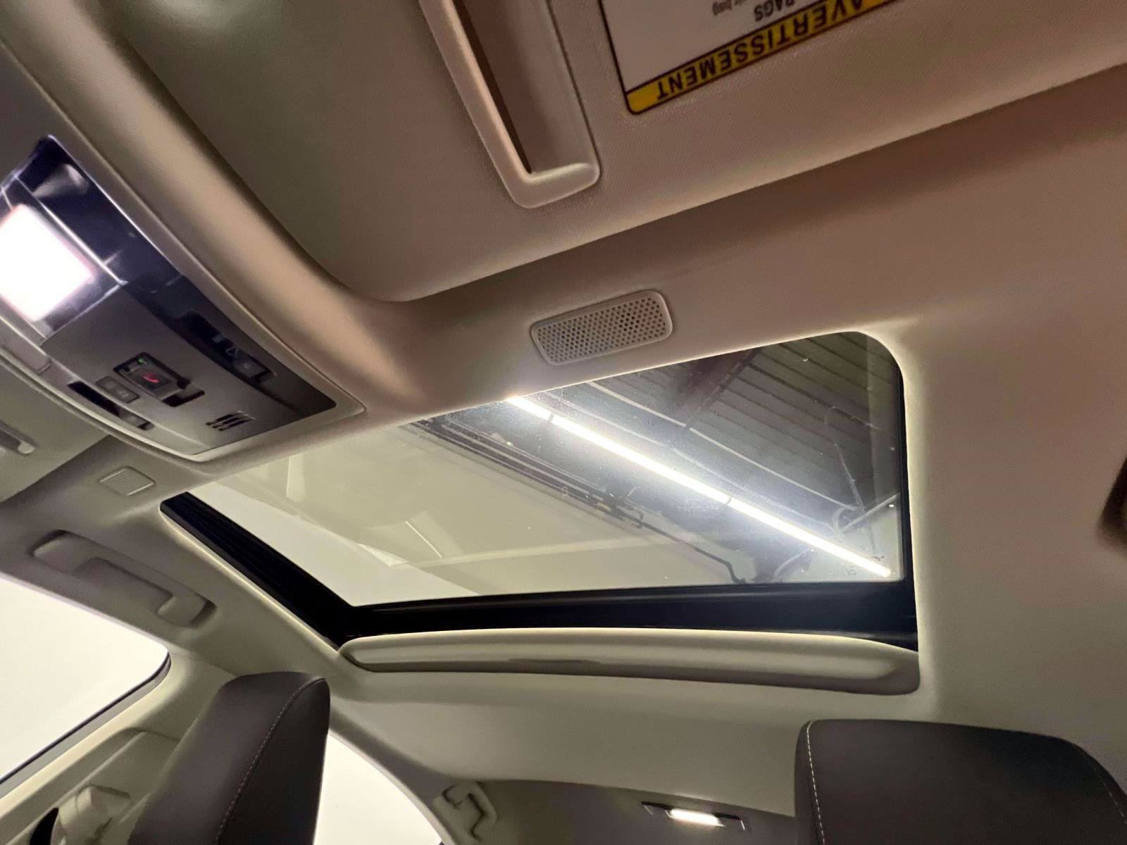 Used 2023 Lexus ES 350 w/ Premium Package FWD image 31
