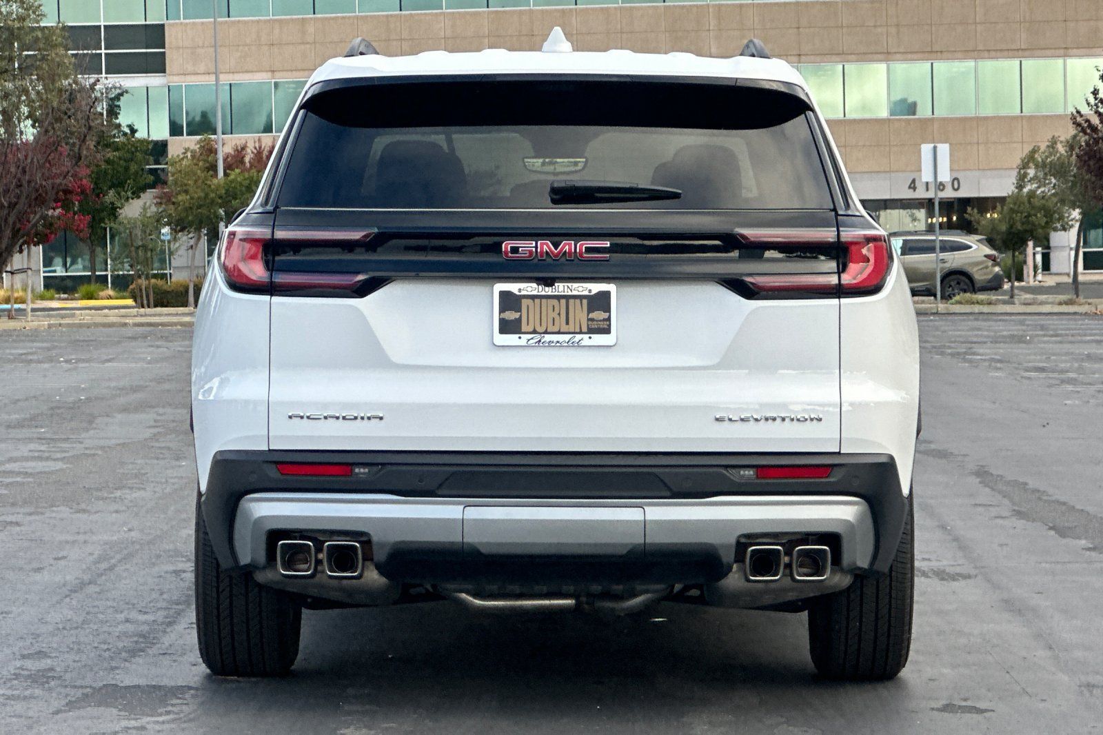 Used 2026 GMC Acadia Elevation FWD image 5