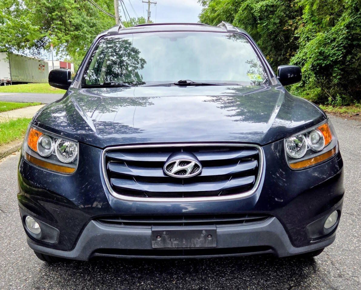 Used 2011 Hyundai Santa Fe Limited AWD/4WD image 2