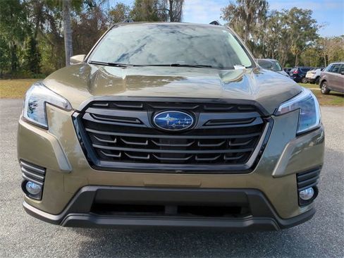 Used 2023 Subaru Forester Limited image 9