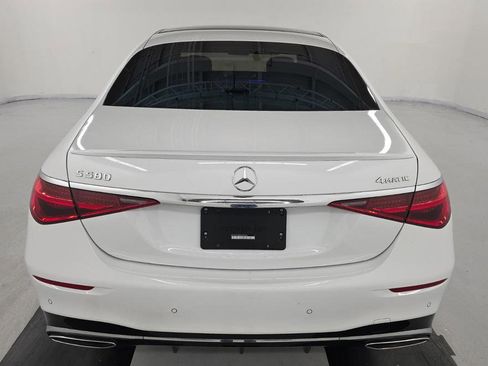 Used 2025 Mercedes-Benz S 580 4MATIC Sedan w/ AMG Line Package image 5