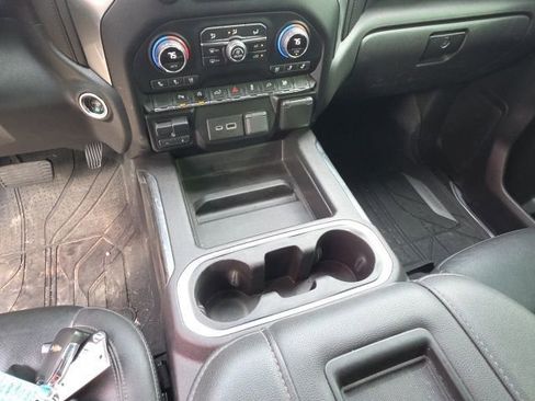 Used 2021 Chevrolet Silverado 1500 LTZ image 19