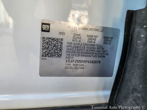 Used 2023 Chevrolet Bolt EUV Premier w/ Sun & Sound Package FWD image 22