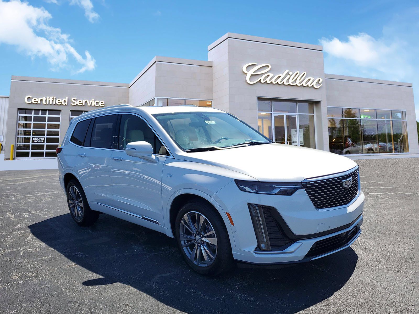 Used 2021 Cadillac XT6 Premium Luxury FWD image 4