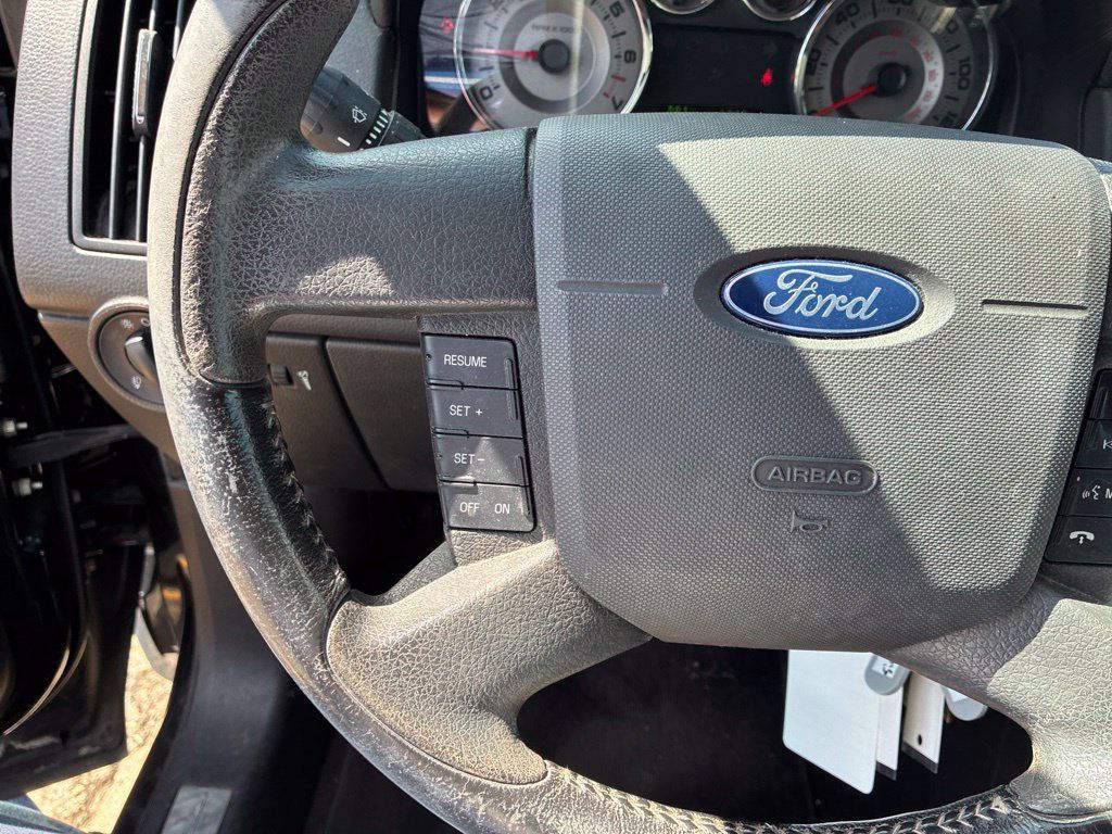 Used 2010 Ford Edge Limited FWD image 26
