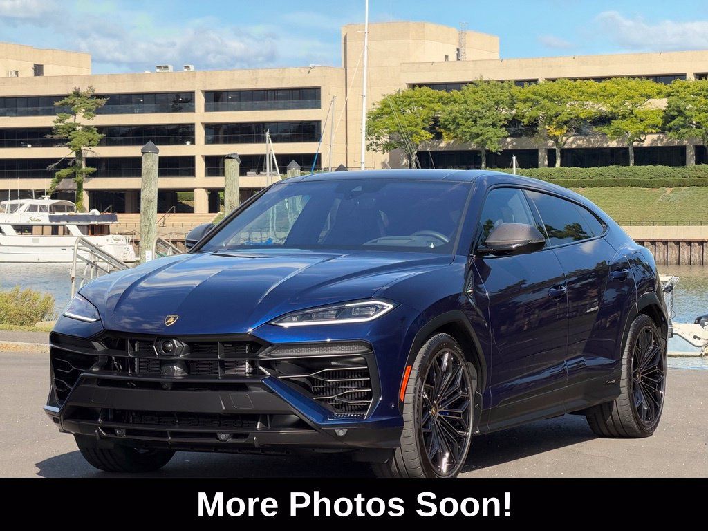 Used 2025 Lamborghini Urus SE AWD/4WD image 1