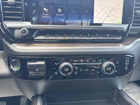 New 2025 Chevrolet Silverado 1500 LT w/ Z71 Off-Road Package image 24