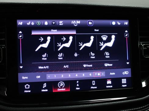 Used 2023 Dodge Durango SRT image 26