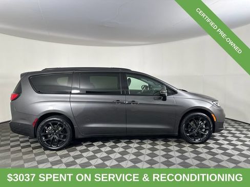 Certified 2023 Chrysler Pacifica Touring-L w/ S Appearance Package AWD/4WD image 5