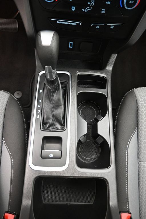 Used 2017 Ford Escape SE AWD/4WD image 21