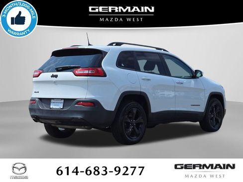 Used 2016 Jeep Cherokee Latitude w/ Comfort/Convenience Group AWD/4WD image 8