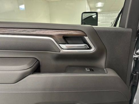 New 2026 GMC Sierra 2500 SLT w/ SLT Premium Package image 12