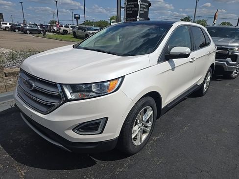 Used 2017 Ford Edge SEL w/ Canadian Touring Package AWD/4WD image 3