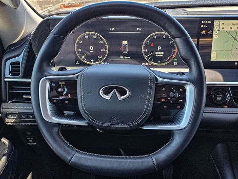 Certified 2025 INFINITI QX80 Sensory AWD/4WD image 30