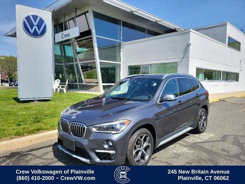 Used 2019 BMW X1 xDrive28i w/ Convenience Package AWD/4WD image 2
