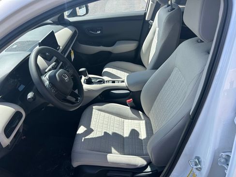New 2026 Honda HR-V LX image 9
