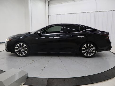 Used 2023 Nissan Maxima Platinum w/ Sport Mat Group image 9