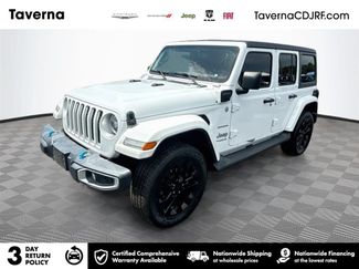 Used 2022 Jeep Wrangler Unlimited Sahara AWD/4WD video 1