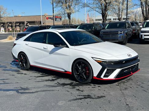 New 2026 Hyundai Elantra N FWD image 5