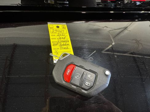 Used 2021 Jeep Wrangler Unlimited Rubicon w/ Uconnect 4C Nav & Sound Group AWD/4WD image 44