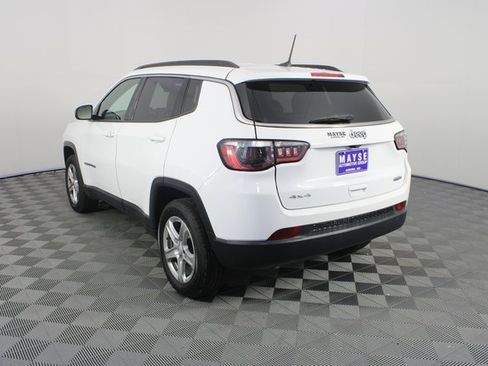 Used 2024 Jeep Compass Latitude image 21