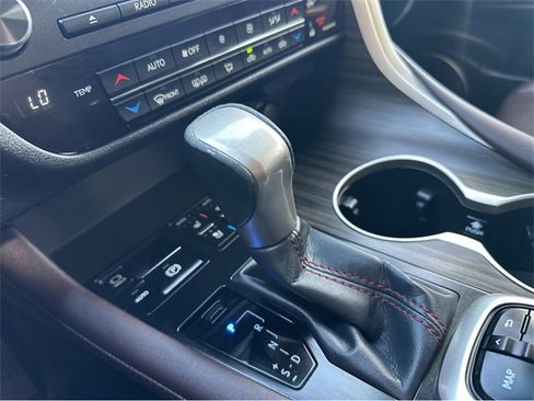 Used 2017 Lexus RX 450h AWD image 30