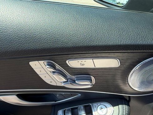 Used 2020 Mercedes-Benz C 300 4MATIC Sedan image 23