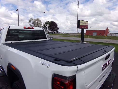 Used 2022 GMC Sierra 2500 SLE w/ SLE Convenience Package AWD/4WD image 15