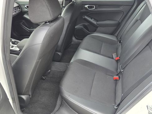 Used 2024 Honda Civic Sport image 11